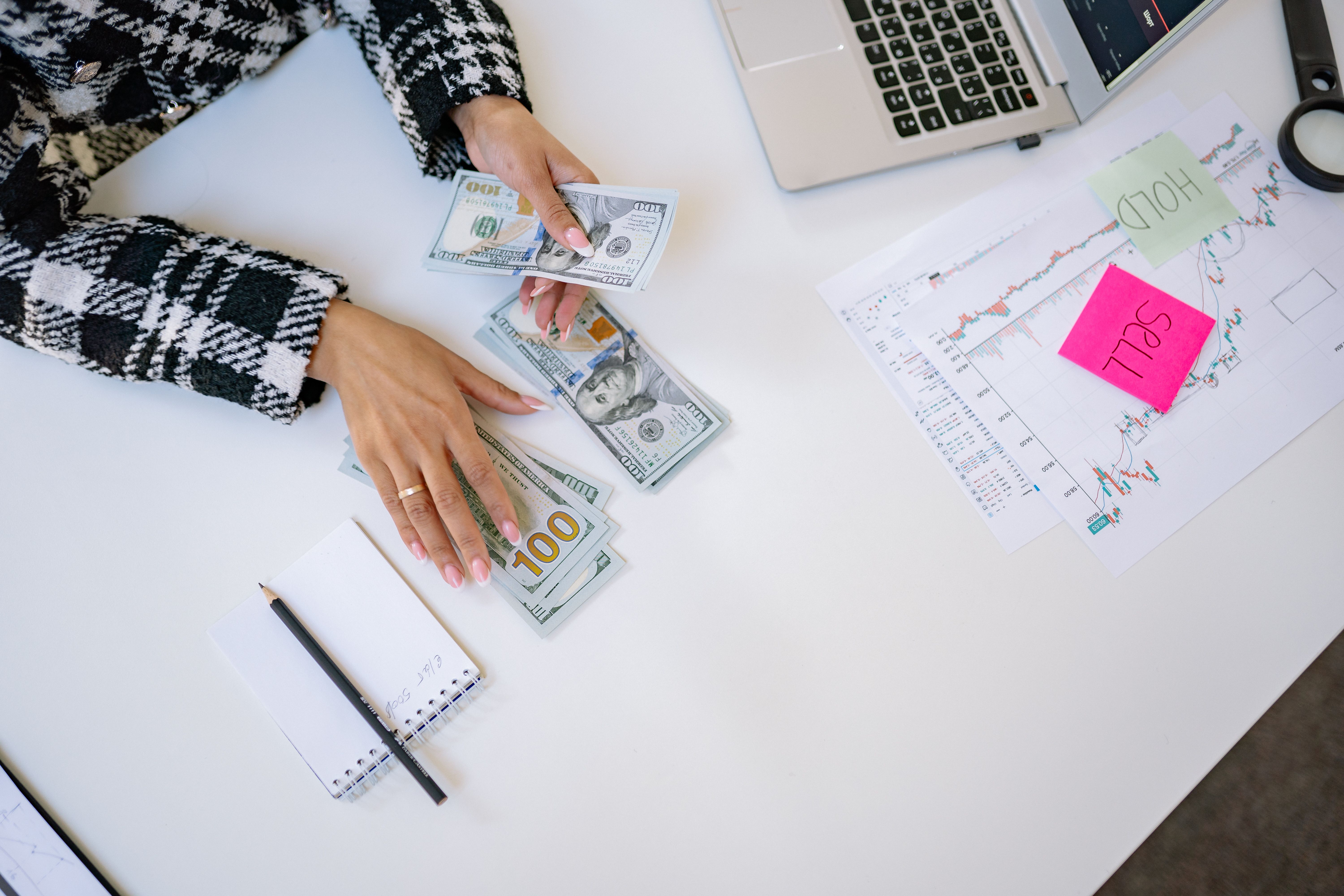 How Do Sponsored Posts Help Bloggers Make Money?